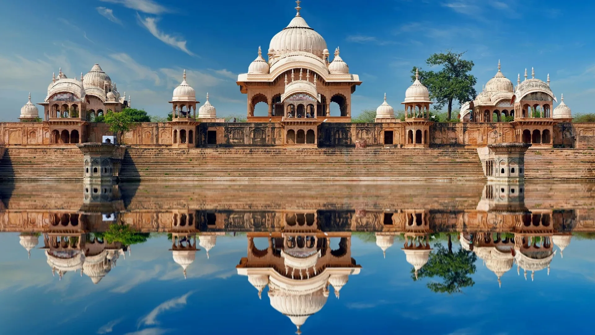 Banke Bihari Temple Vrindavan Darshan Experience