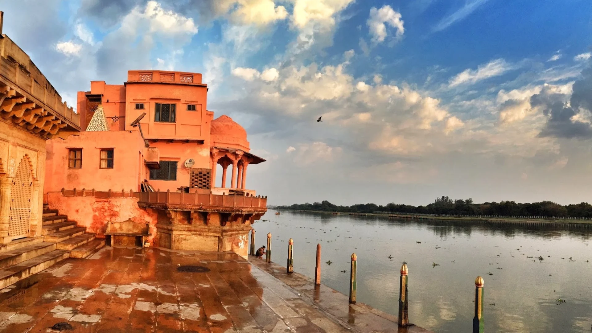 Agra Fort Mughal Heritage Sightseeing Experience